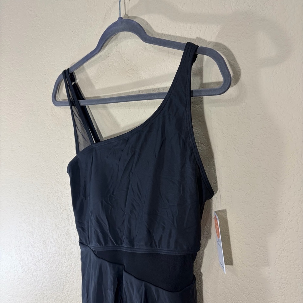 NWT!! Charmo ladies Asymetrical Skirt swimsuit, black and size medium Vacay - Picture 4 of 12